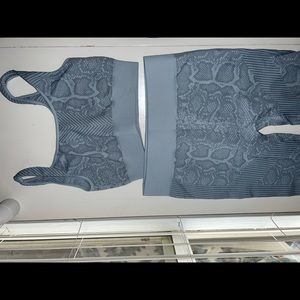 Nikibiki workout set